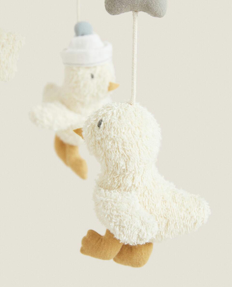 DECORAÇÃO DE BERÇO MÓVEL DE PATO