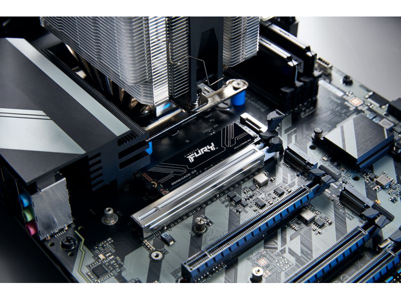 Kingston SSD FURY Renegade M.2 2280, NVMe M.2 NVMe 1024 GB Interne Gaming Solid-State-Drive mit Heatsink und 1024 GB