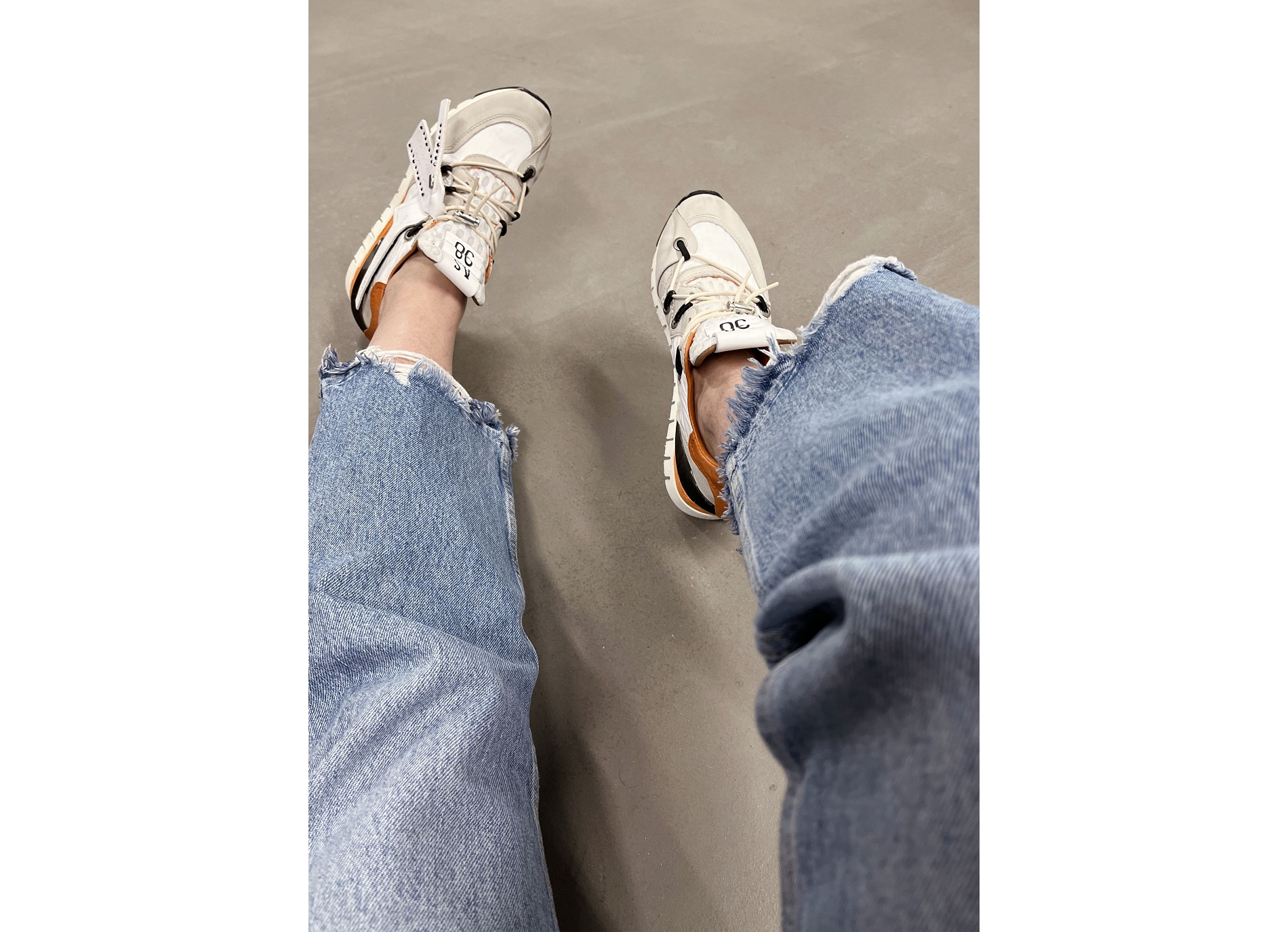A13101 blanc orange