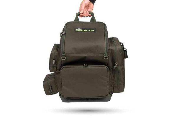 Sac à Dos Fox Rage Predator (avec Boîte de Pêche)