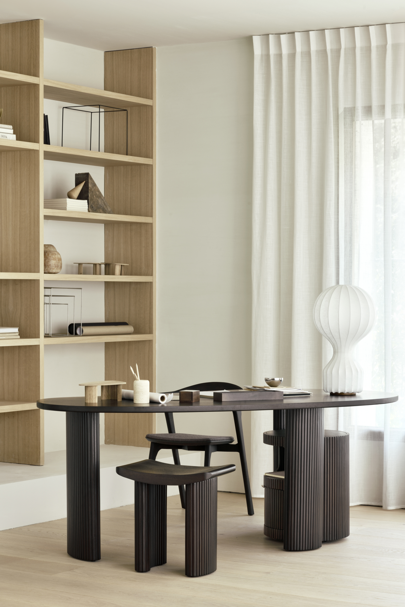 Ethnicraft - Boomerang bureau 200 - donker mahonie