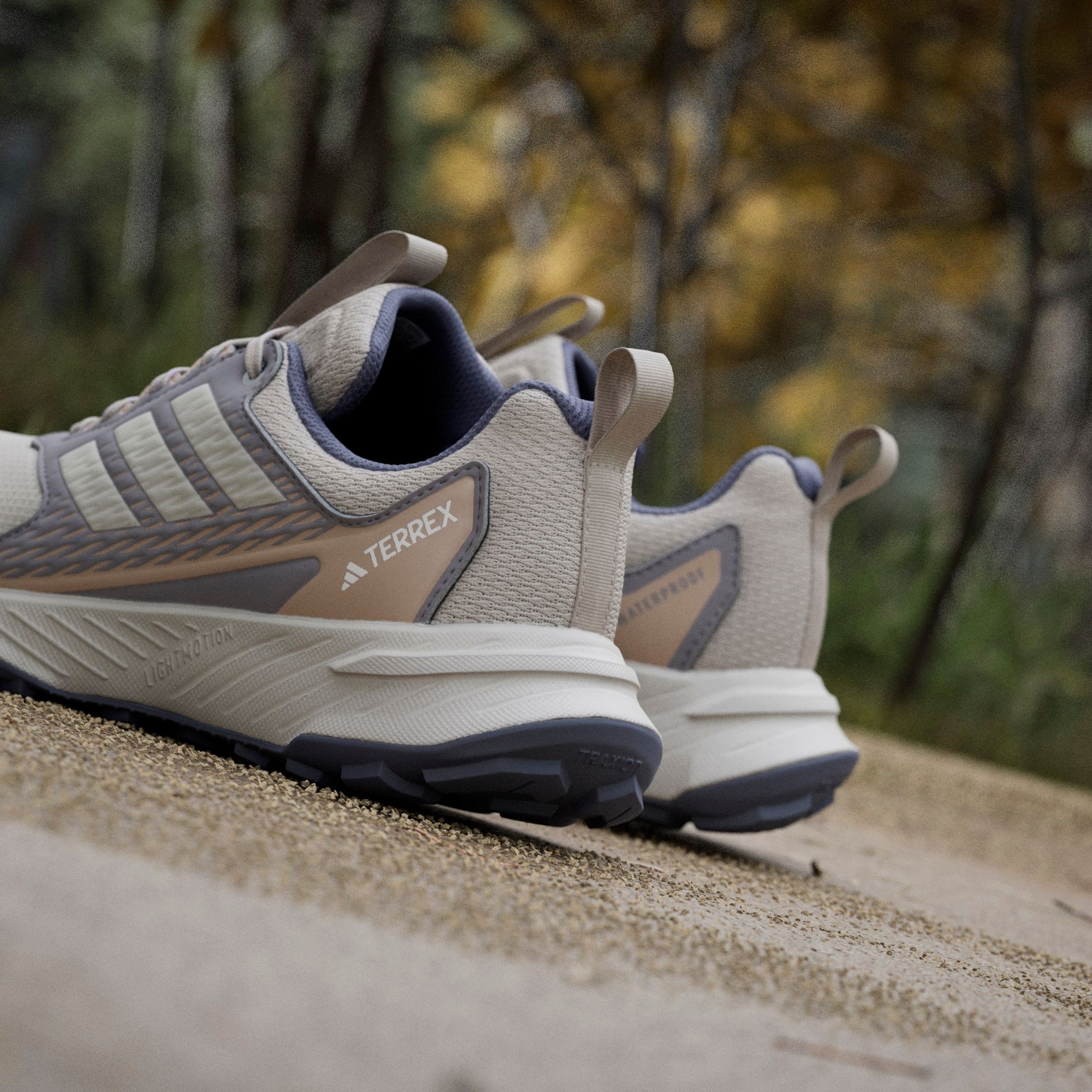 adidas TERREX Trailrunningschuh »TRACEFINDER 2 CLIMAPROOF«  Trail-Runningschuhe