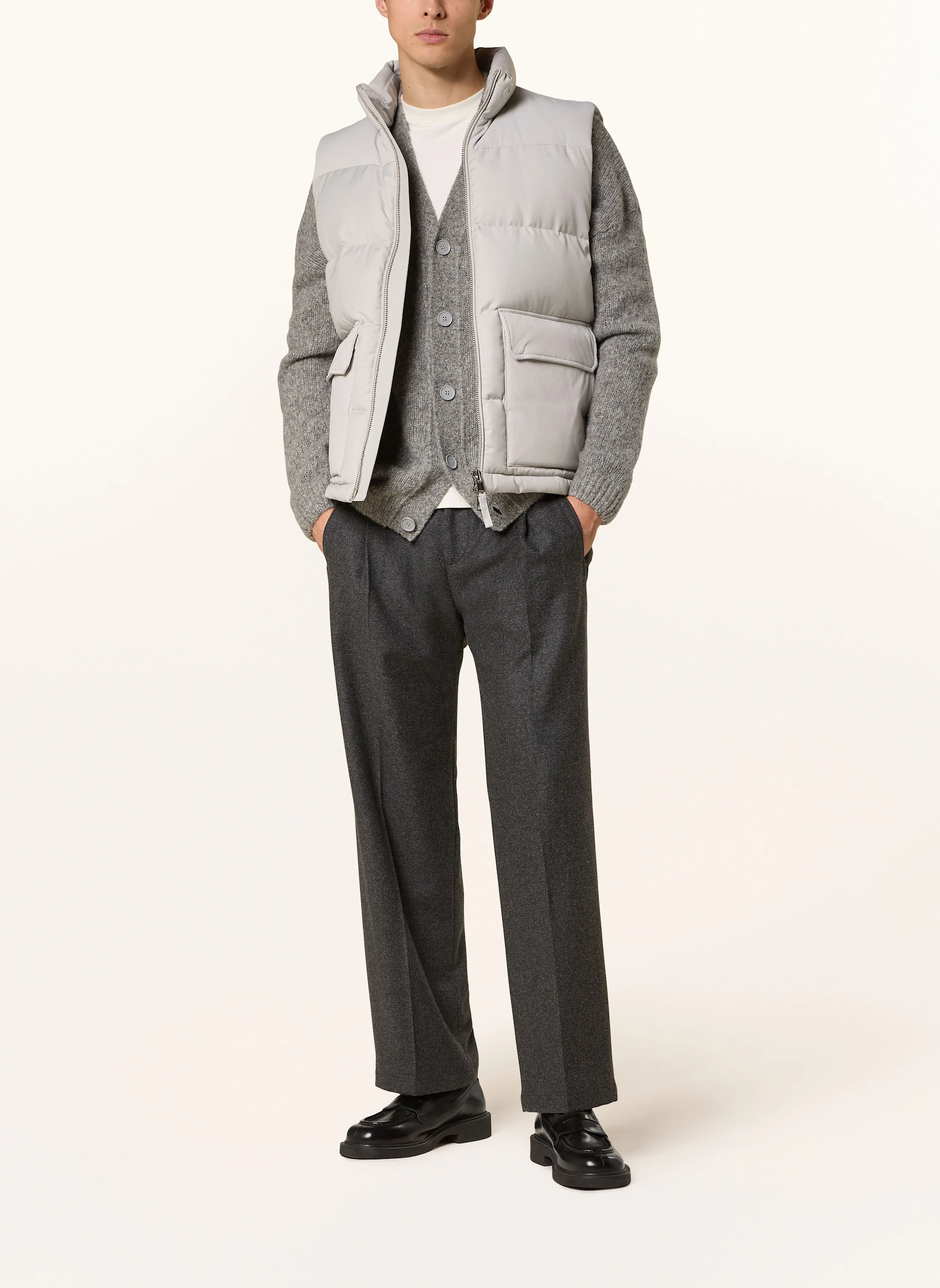 REISS Daunenweste
