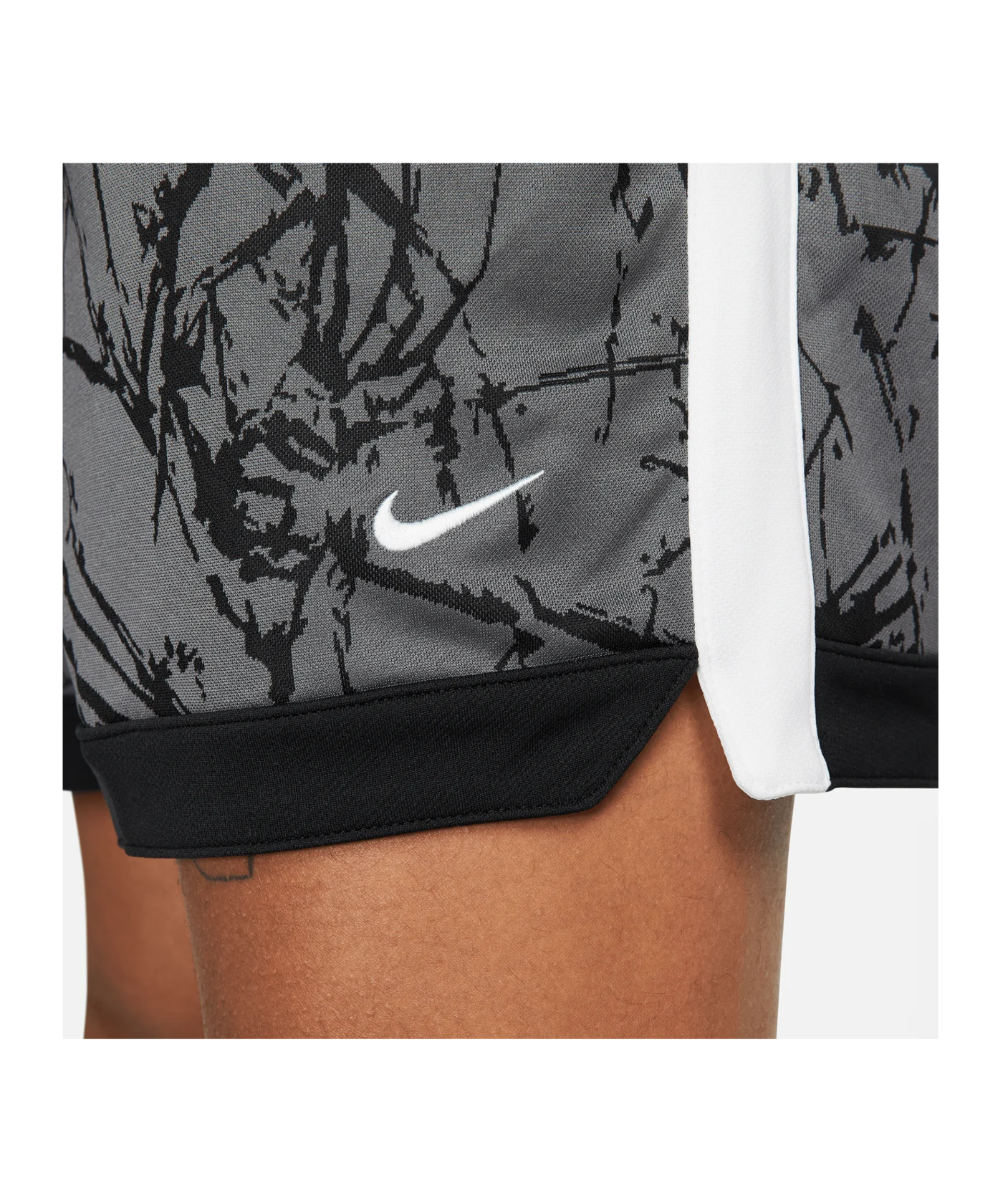 Nike F.C. 5inch Short Grau F068