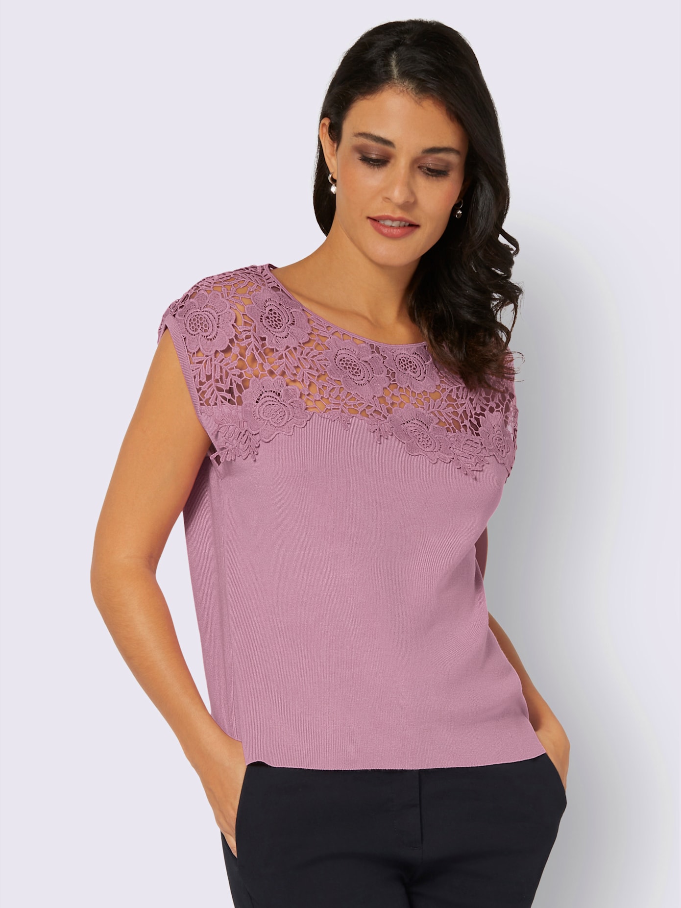 Débardeur en tricot dentelle raffinée