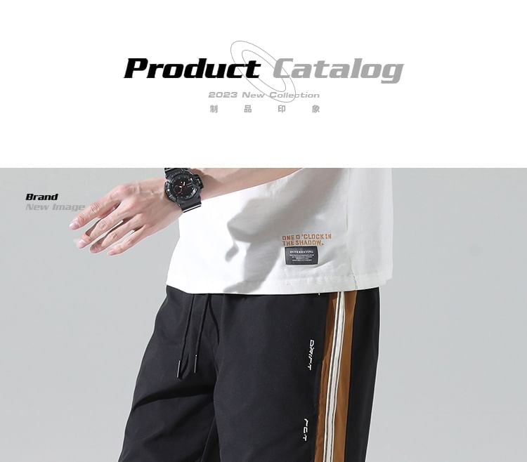 Stone Leo - Gestreepte shorts met middelhoge taille