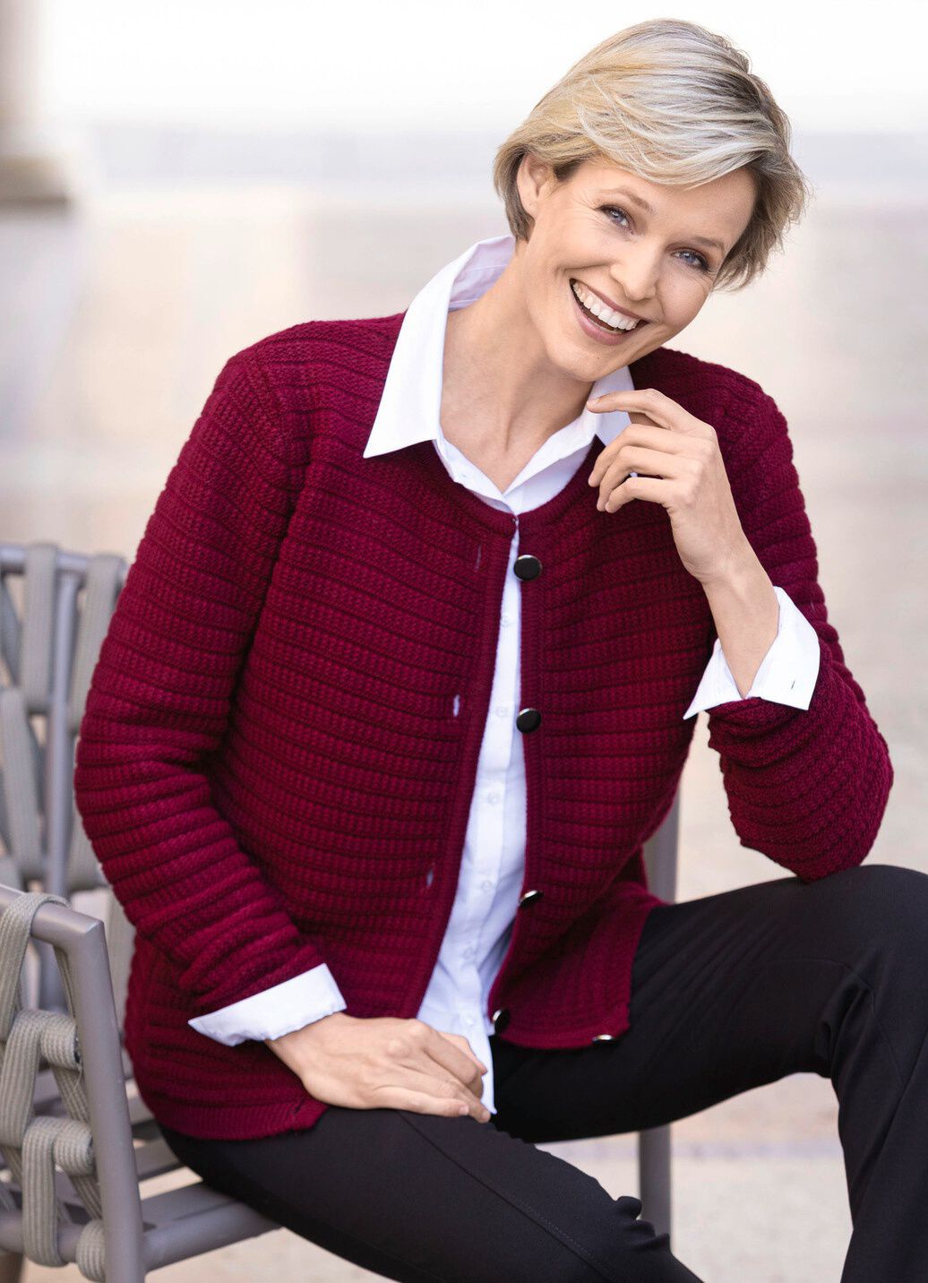 Strickjacke mit Struktur allover