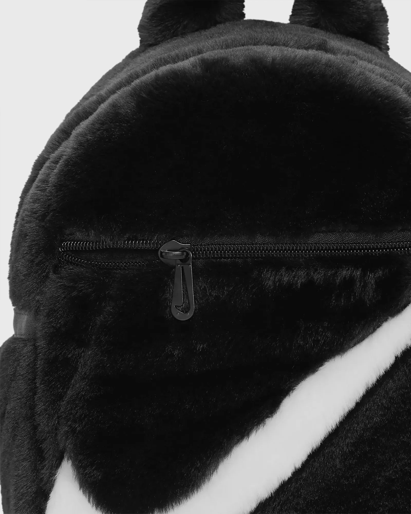 Nike Sportswear Futura 365 Faux Fur Mini Backpack (6L)