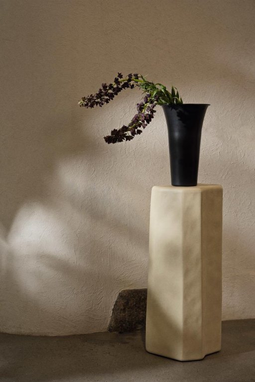 Ferm Living Staffa Pedestal pilaar ivory