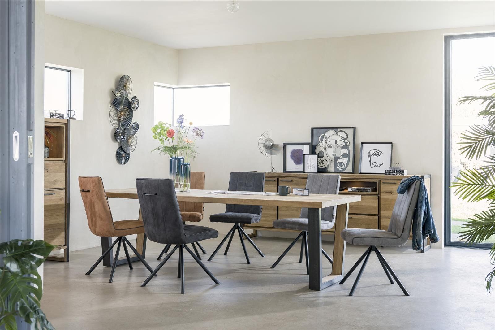 Henders en Hazel Metalox Eettafel