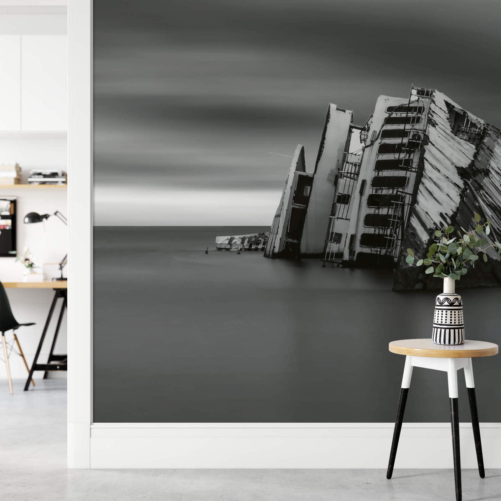 Fototapete DESIGNWALLS 2.0 - grau-weiß - Wrack - 2,6 Meter