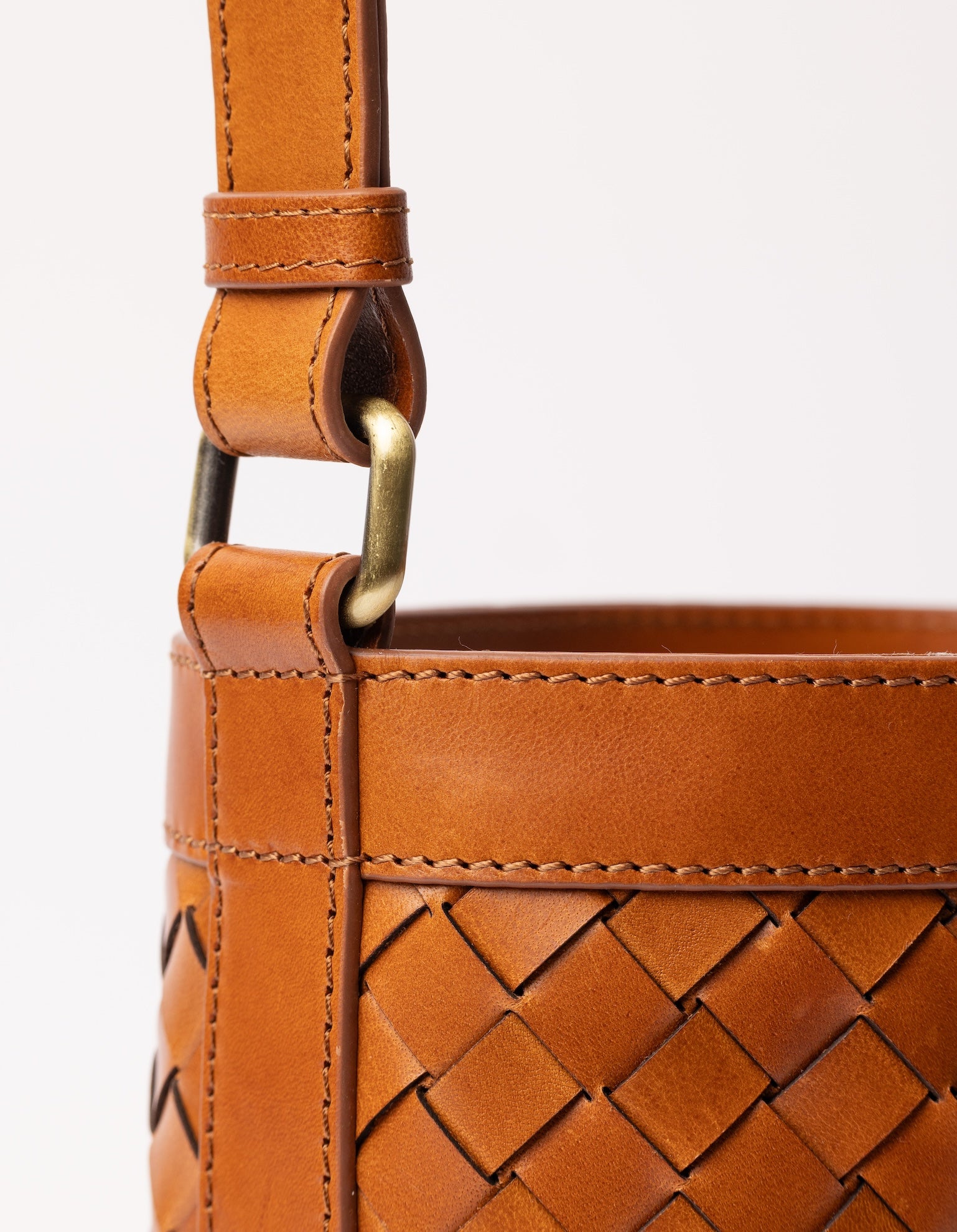 Zola - Cognac Woven Classic Leather