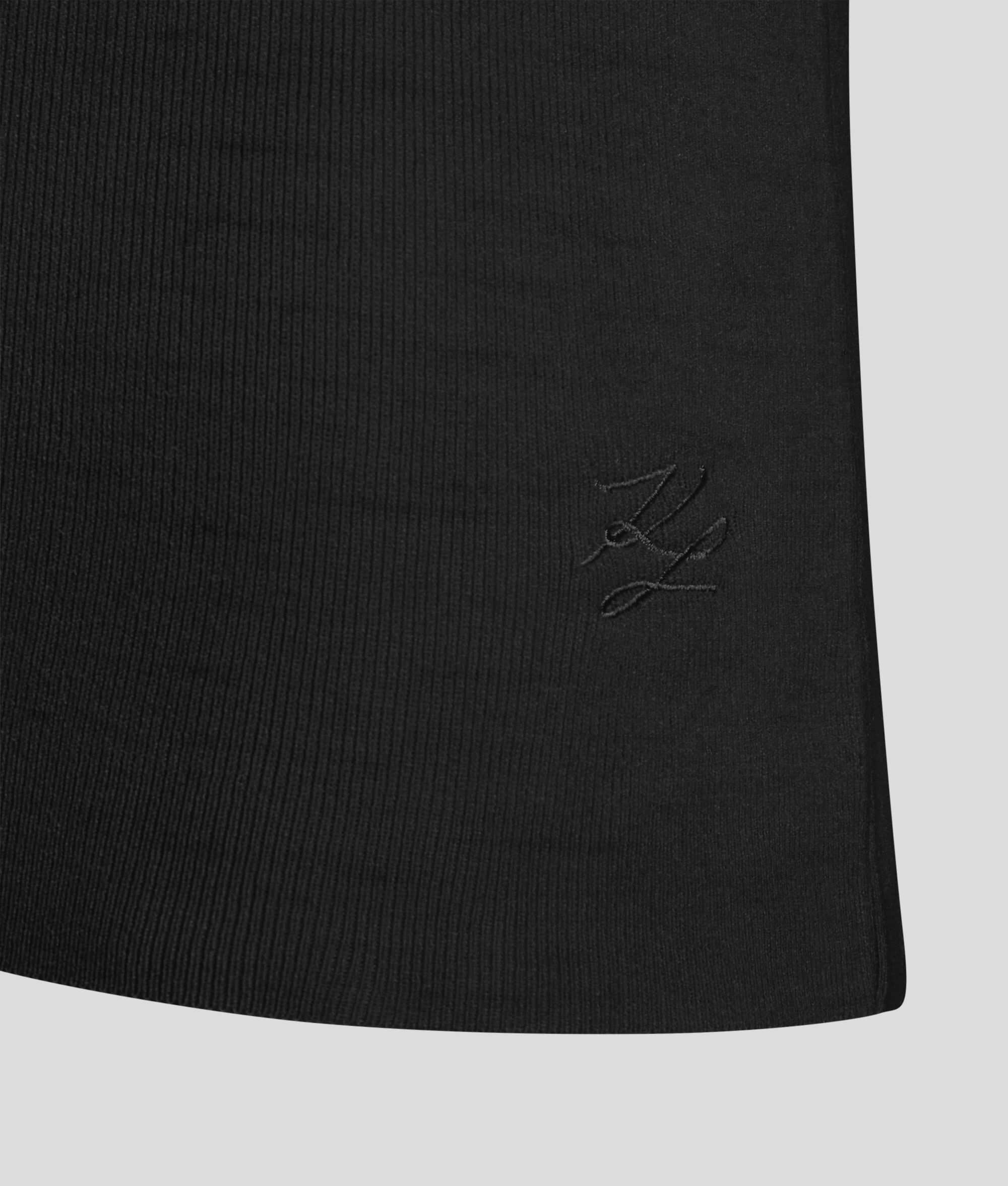 POLO TRICOTÉ EN POINTELLE