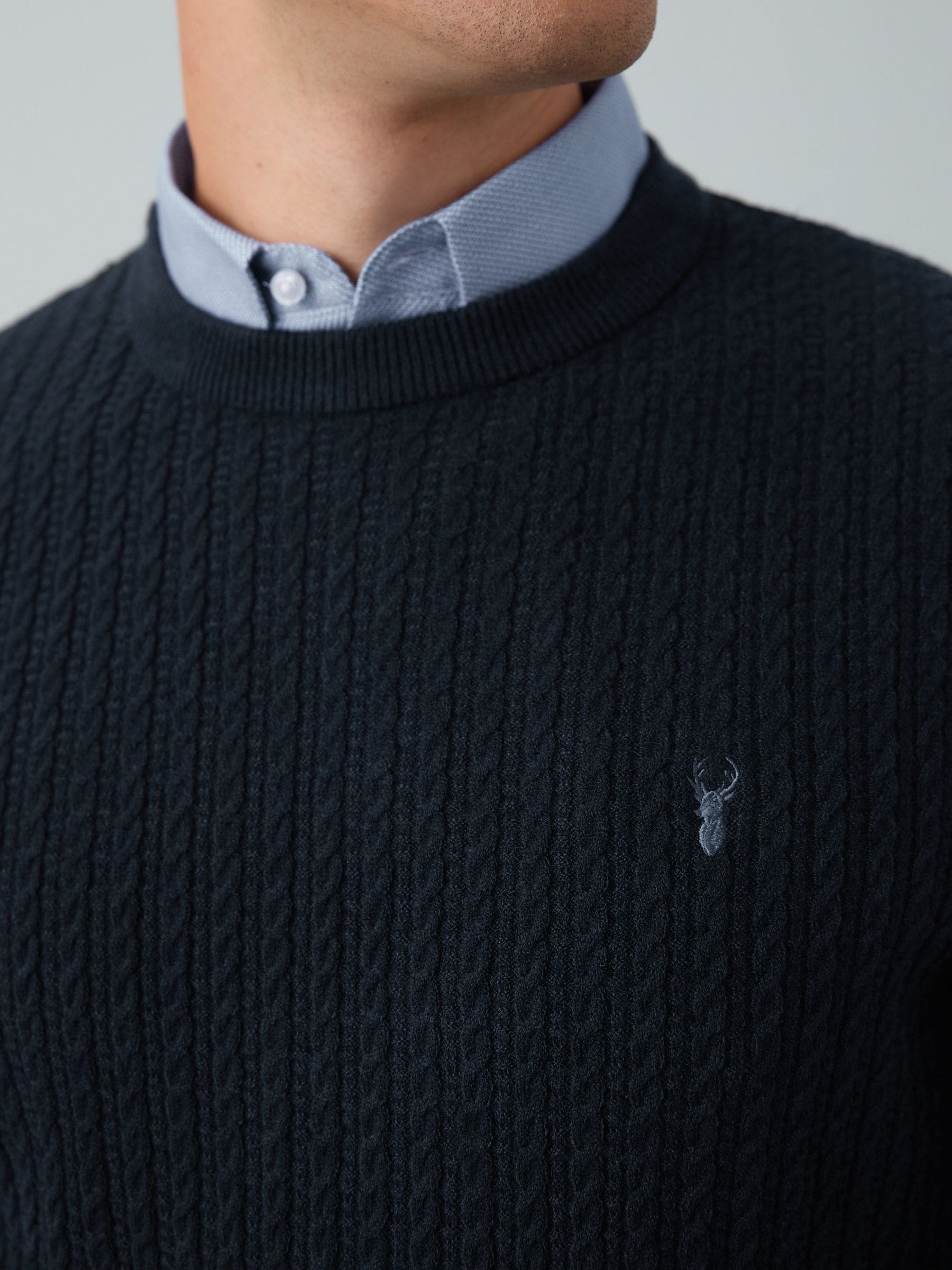 Donkerblauw - Regular fit trui met overhemdkraag
