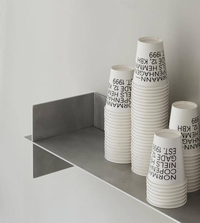Normann Copenhagen Alu wandplank 80 Brushed Aluminium
