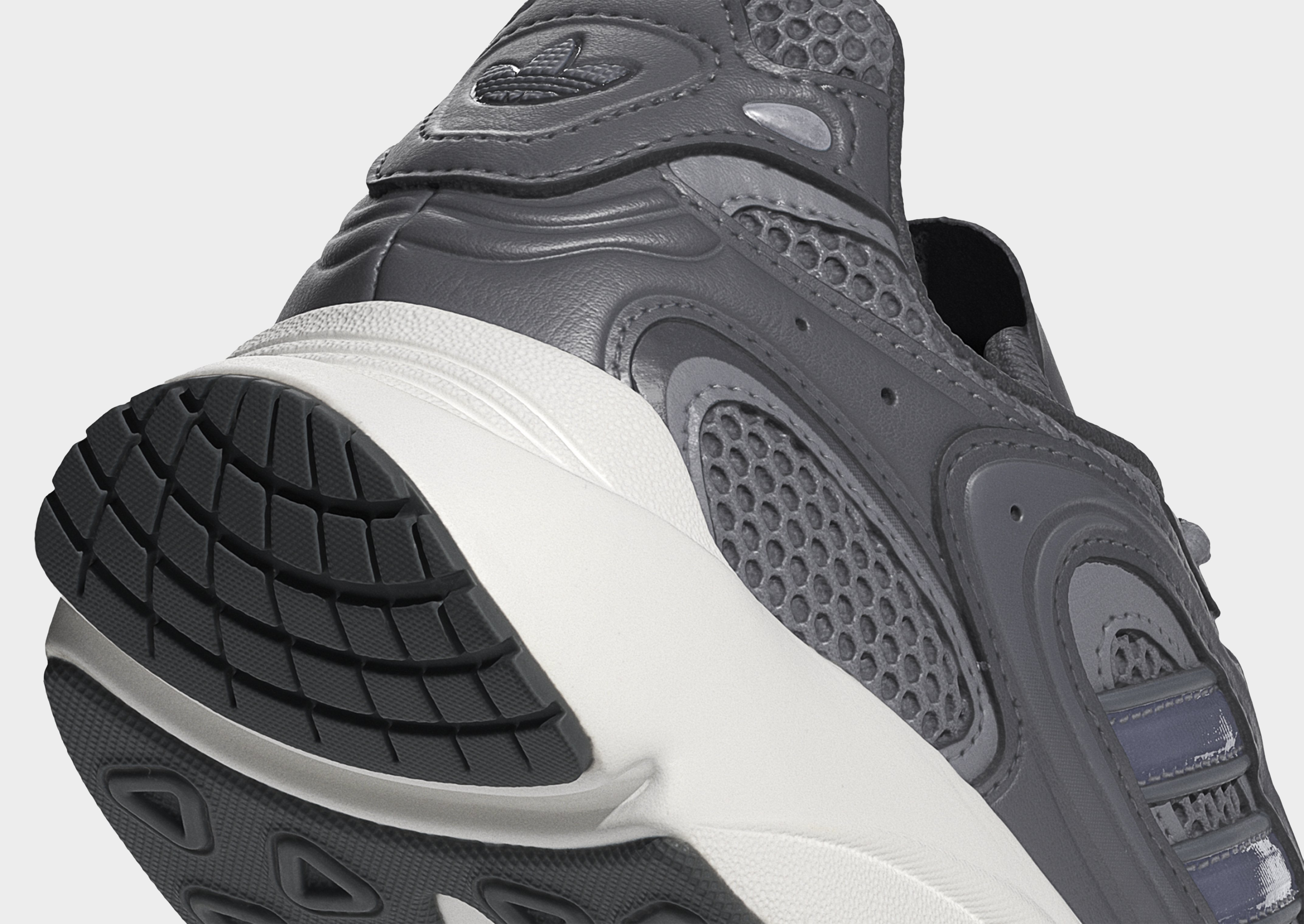 adidas Originals Ozmillen