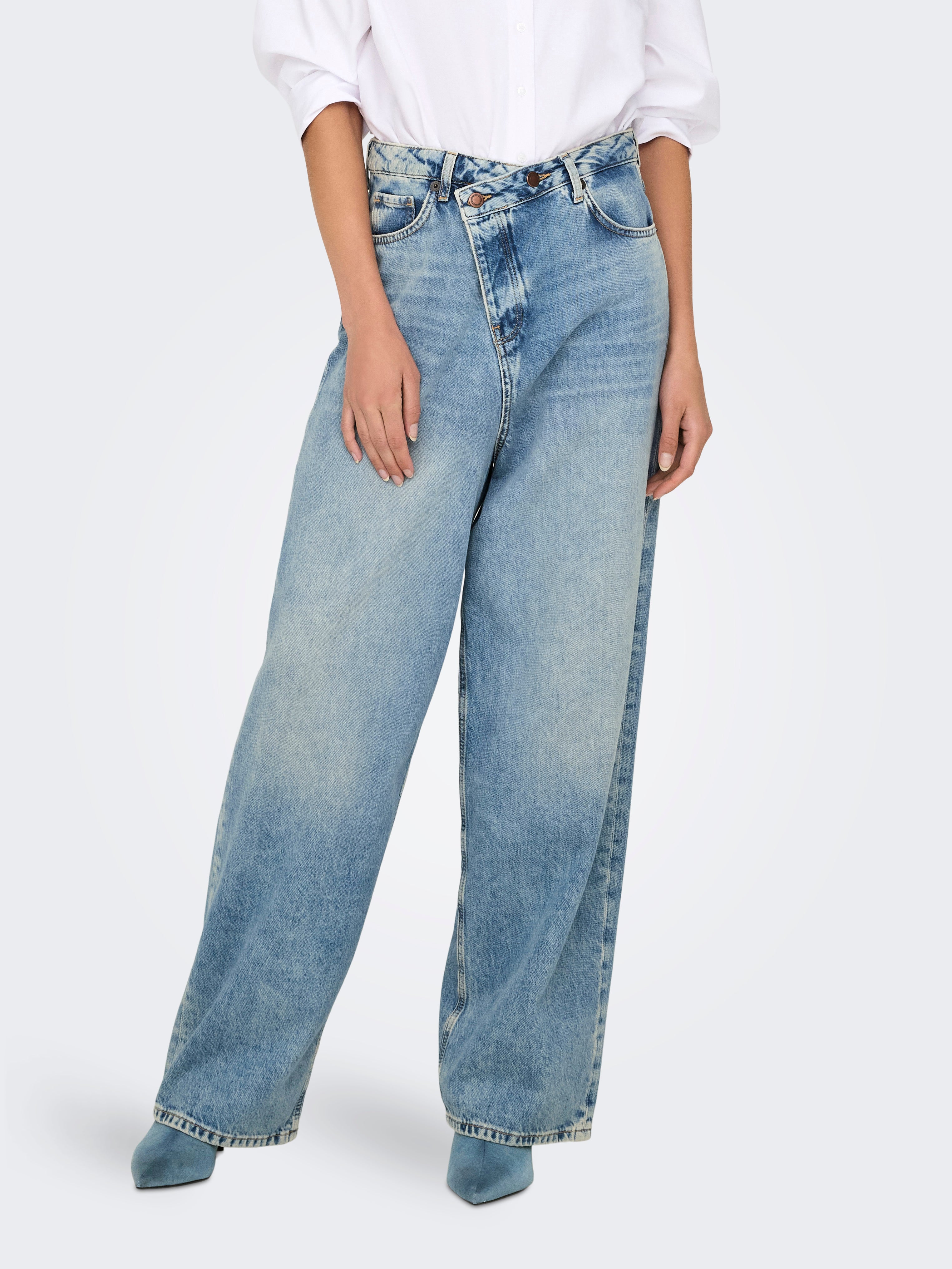 ONLECHO Mittlere Taille Weiter Beinschnitt Jeans Medium Blue Denim
