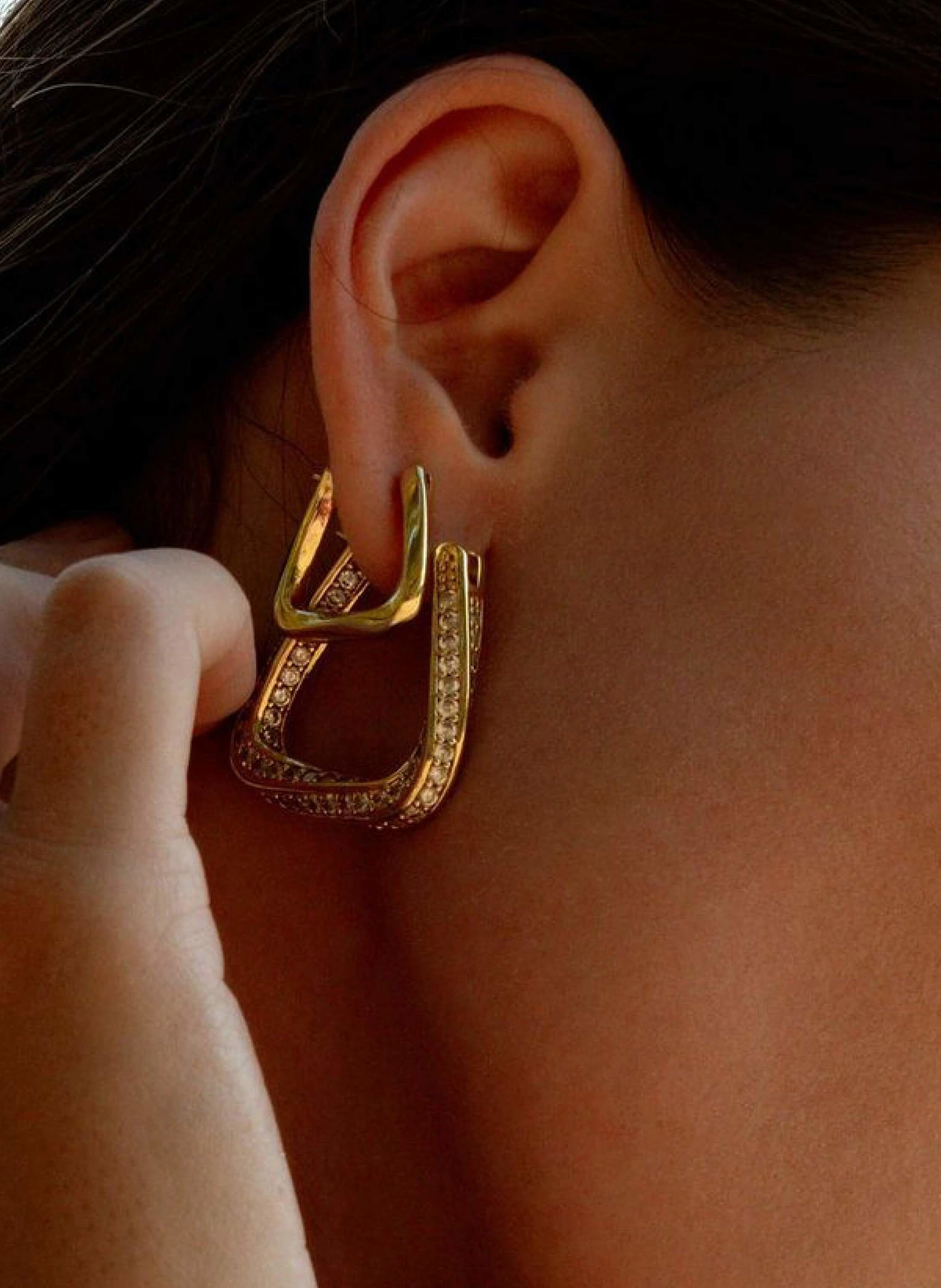 CRYSTAL HAZE Ohrhänger TRINITY HOOPS PAVE by GLAMBOU