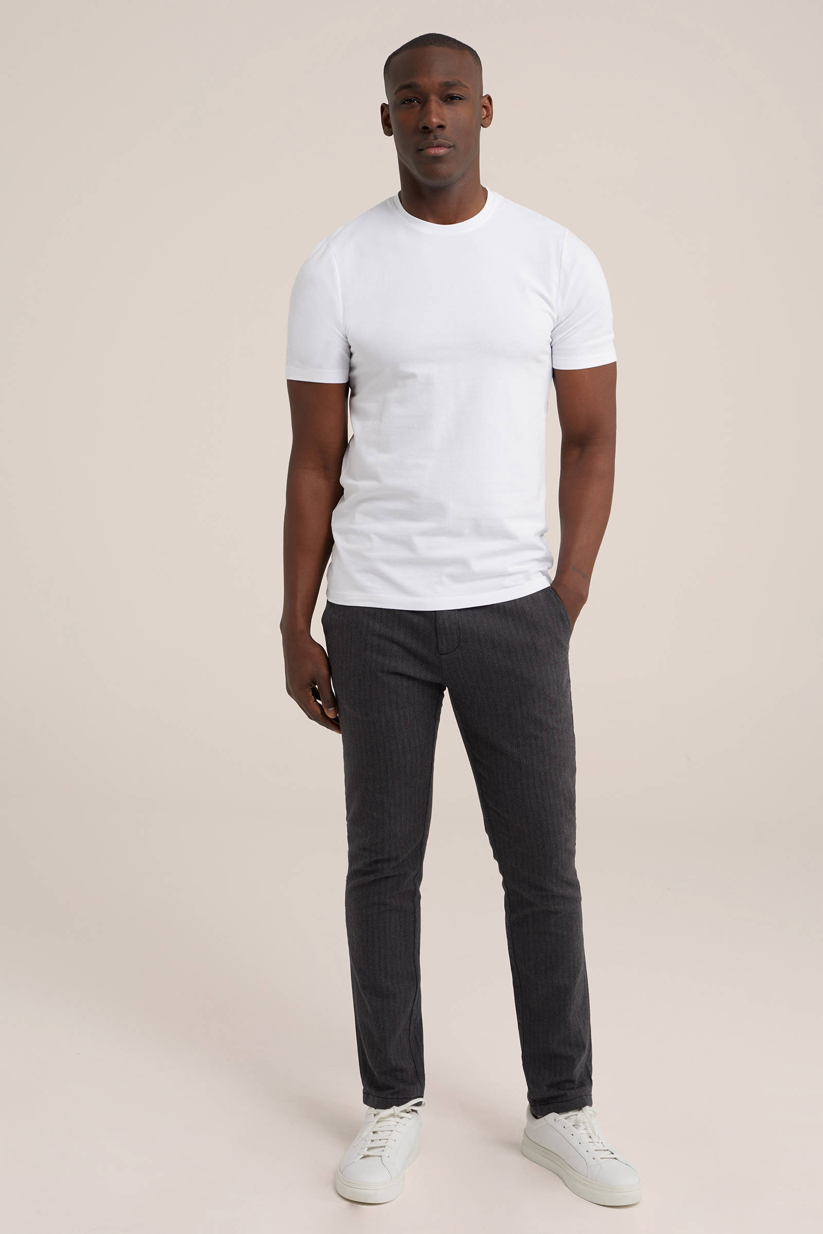 WE Fashion slim fit T-shirt