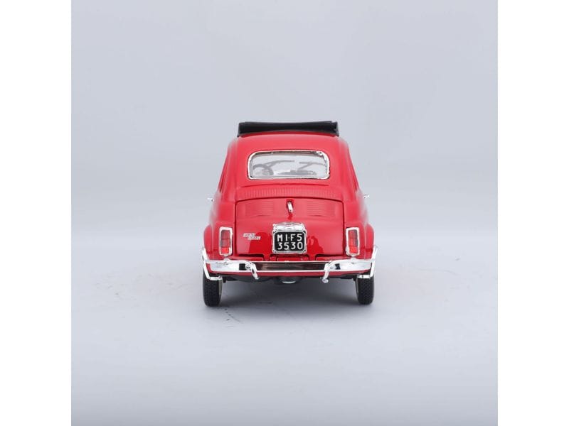 BBurago Fiat 500 L 1968 Rot 1:24 Sammlermodell im Massstab 1:24