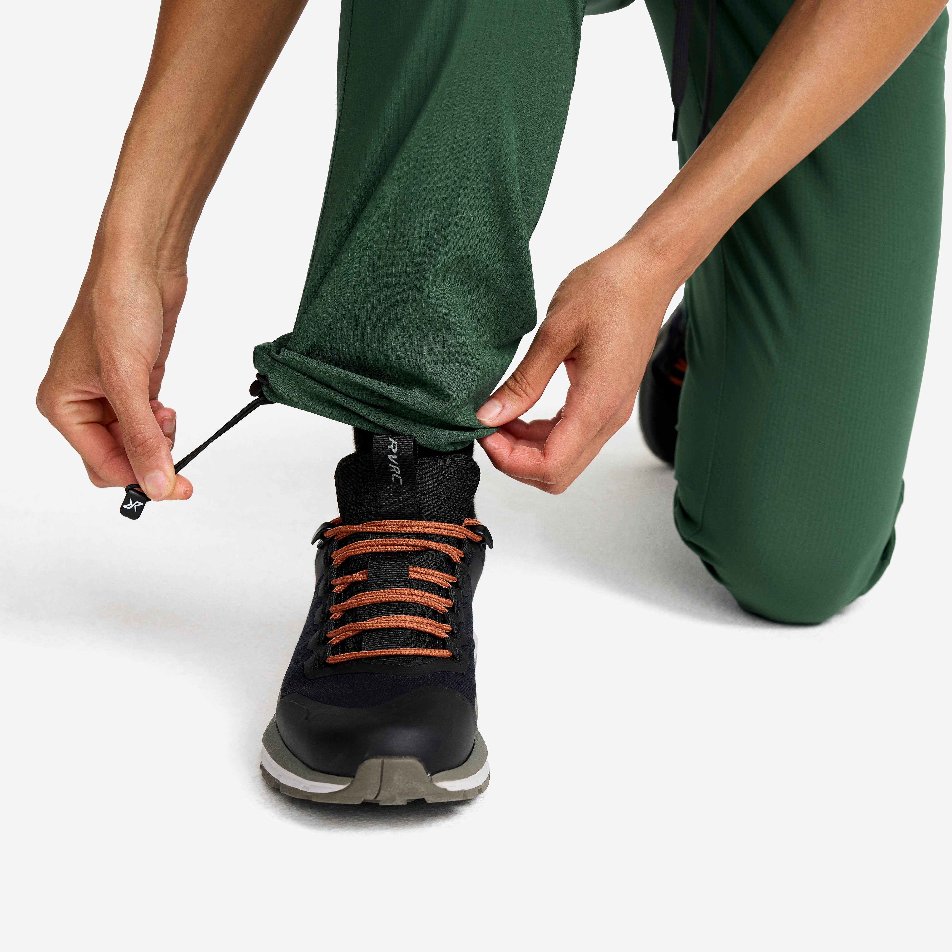 Athletic Lightweight Pants Dame Garden Topiary