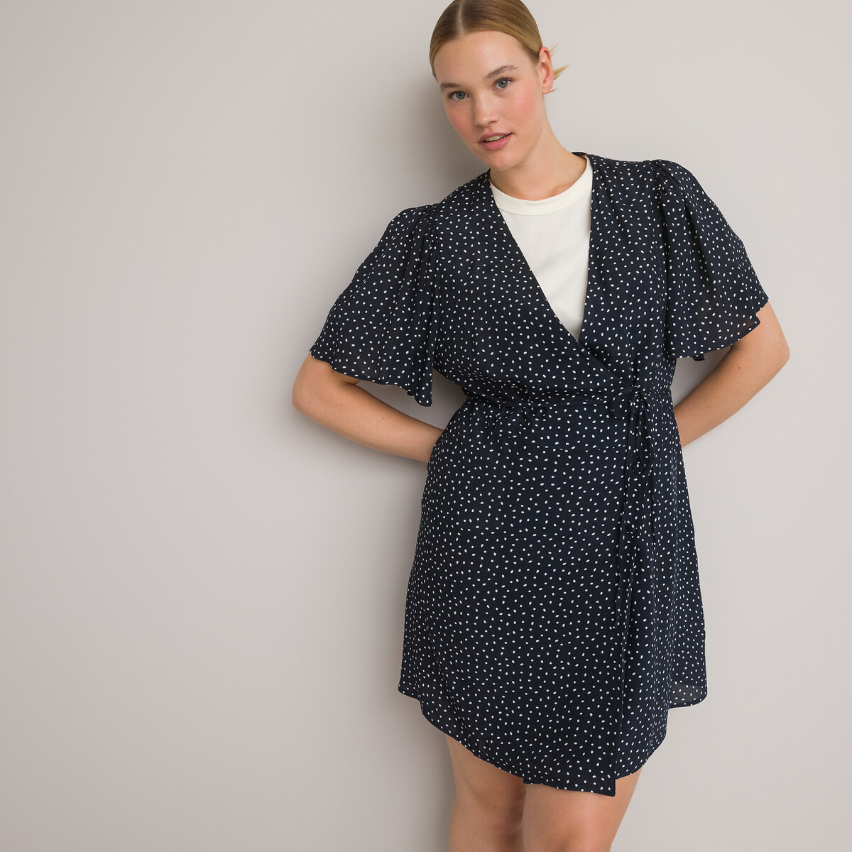 LA REDOUTE COLLECTIONS<br>Vestido envelope com mangas curtas e estampa de poá