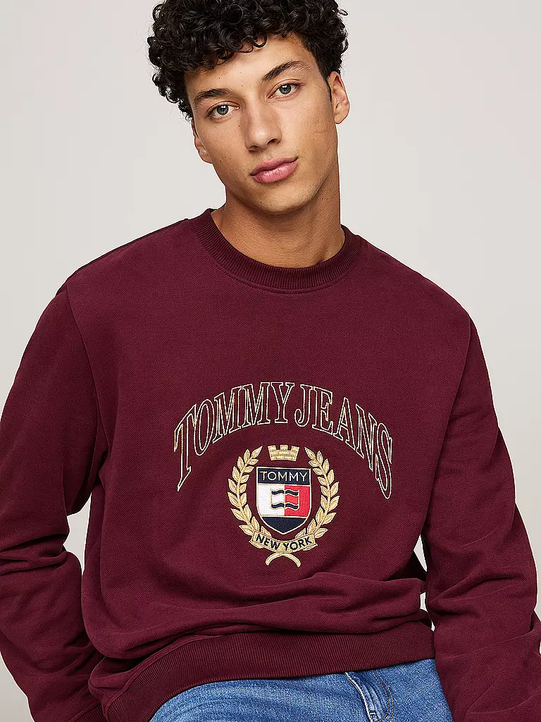TOMMY JEANS Sweater beere