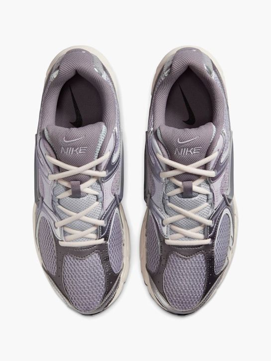 Nike V5 RNR Sneaker