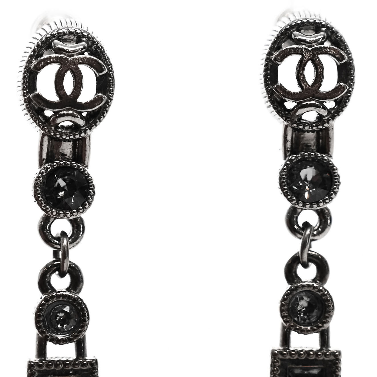 Chanel Boucles d'oreilles pendantes Strass argentées - Parfait état