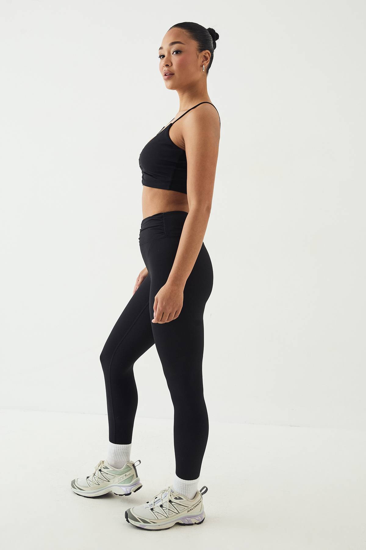 Legging Taille Haute Ultra Sculptant À Taille Froncée Dsgn Studio