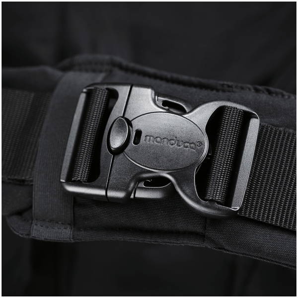 manducamanduca   XT Babytrage Monochrome obsidian