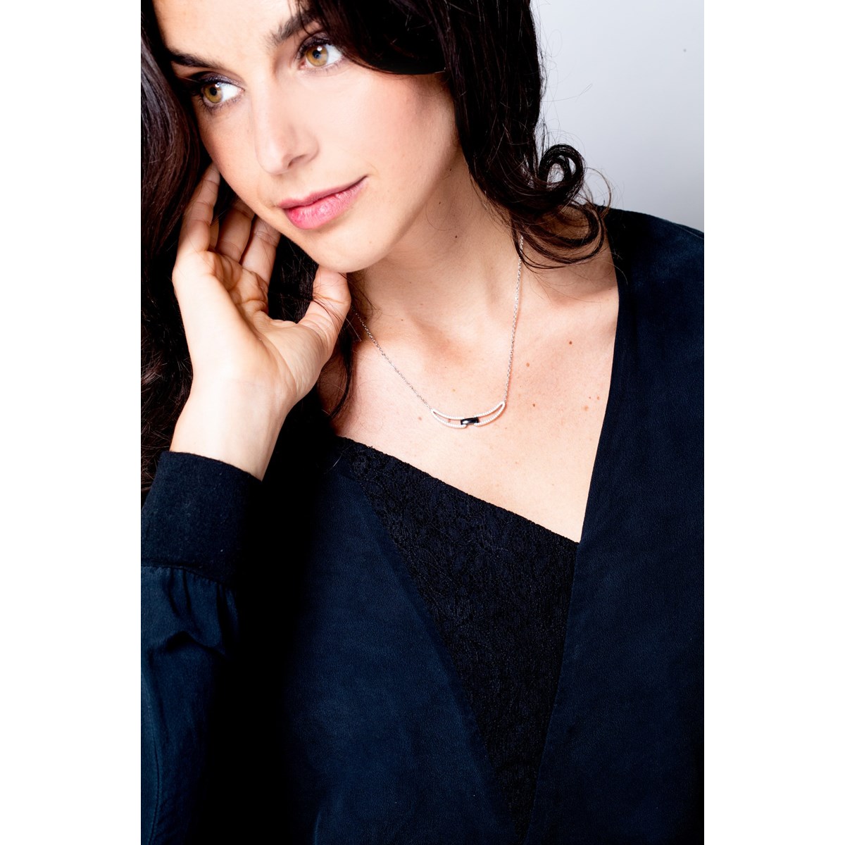 Collier en Argent avec oxyde de zirconium blanc