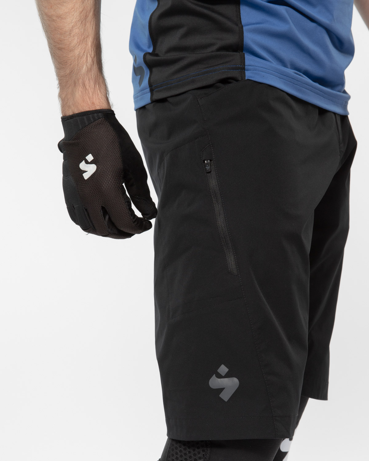 Hunter Slashed Shorts Herre Black
