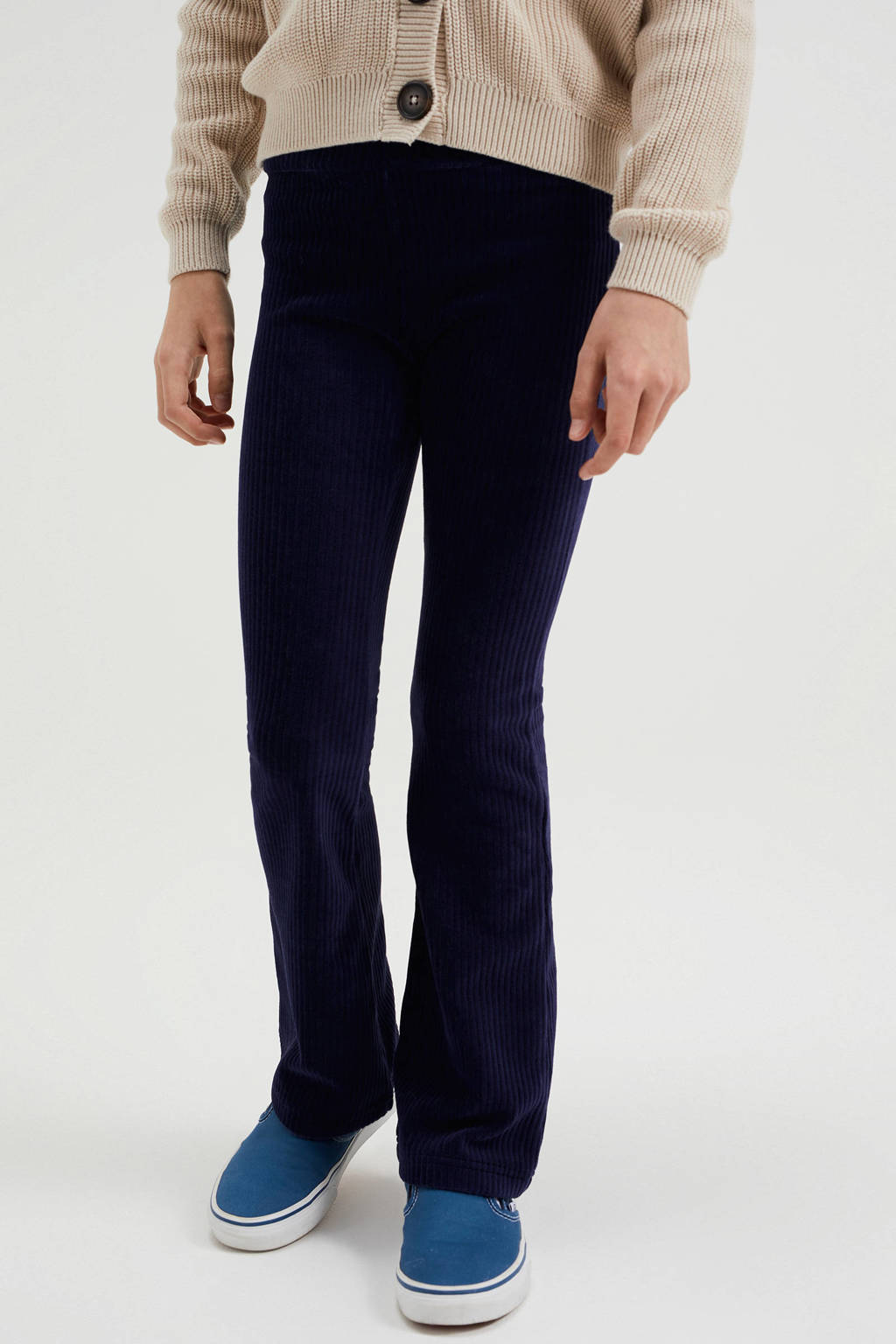 WE Fashion velours flared broek donkerblauw