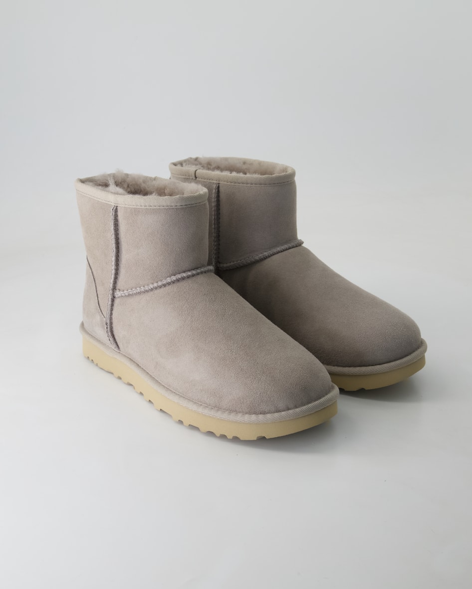 UGG Classic Mini Winterschuhe in Grau