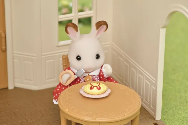 Sylvanian Families Red Roof Cosy Cottage Starter Home