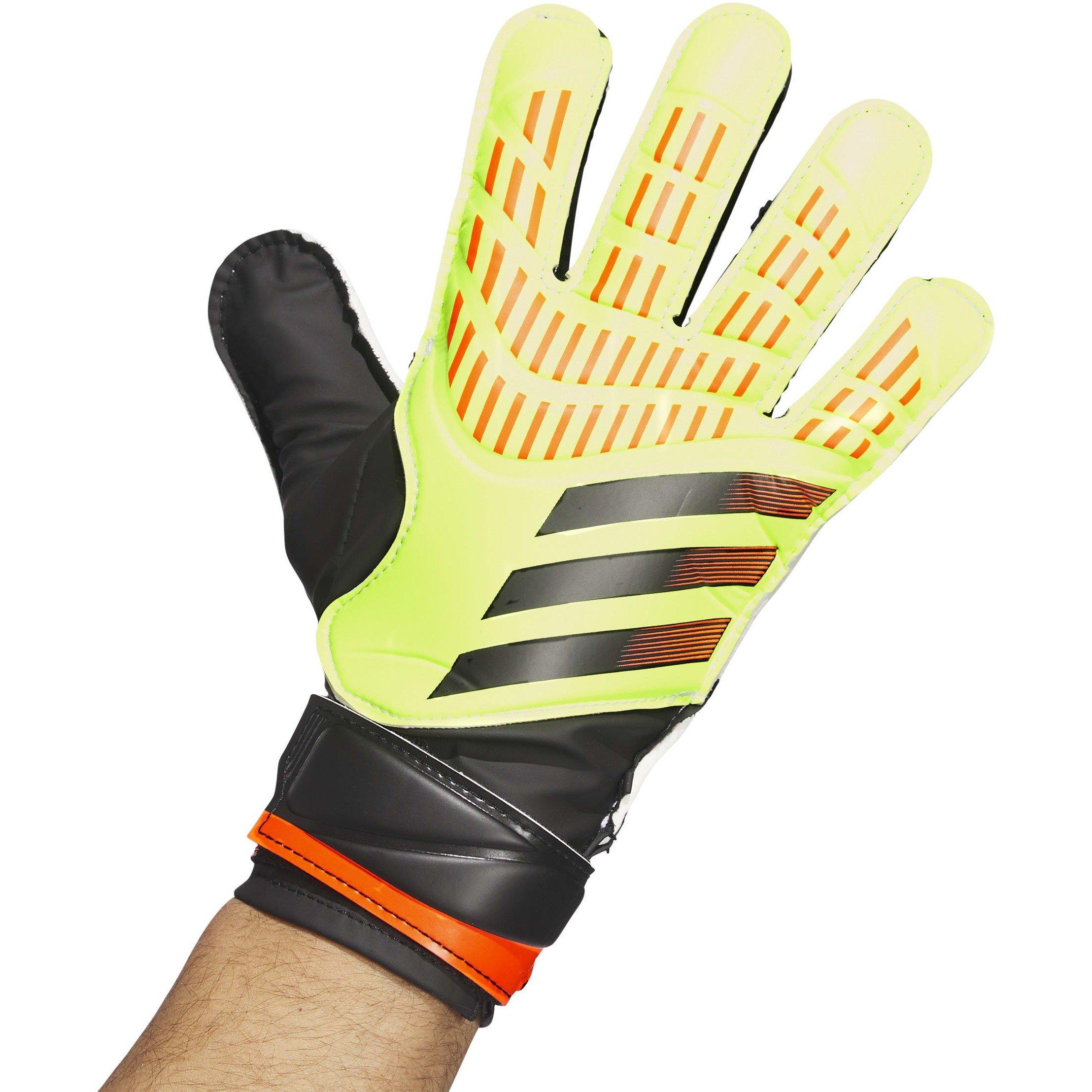 adidas Predator Training Goalkeeper Gloves Adults