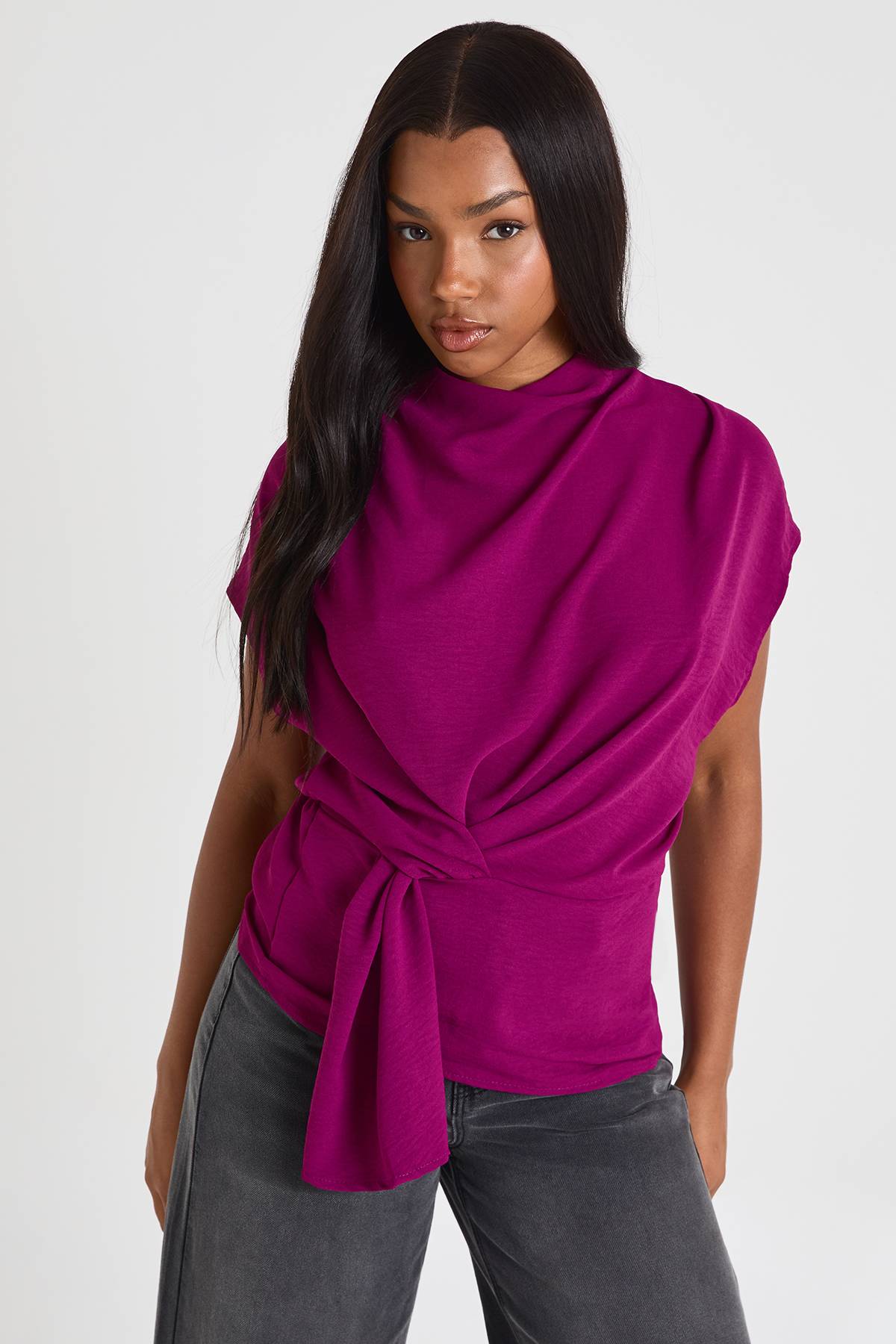 boohoo Blouse à nœud martelé à l'avant et col cache-cœur