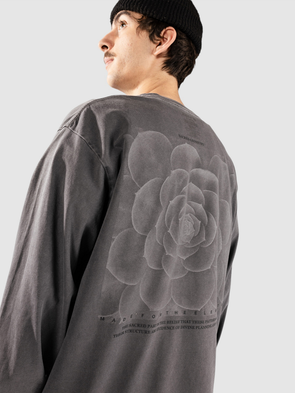 Vans MTE Divine Symmetry Long Sleeve T-Shirt black