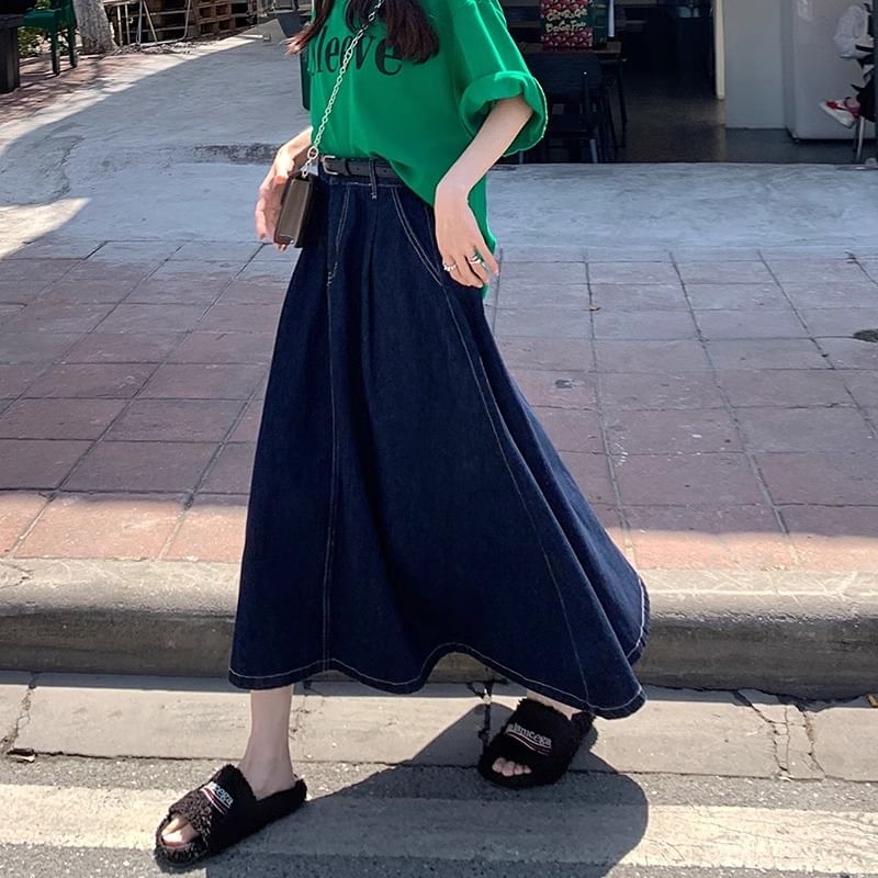 Flowerisque - Midi A-lijn rok met hoge taille en gewassen denim
