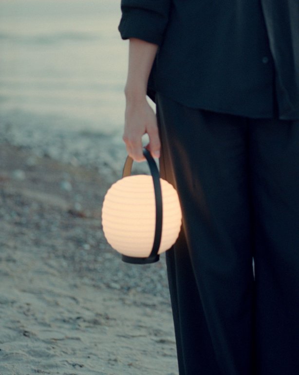 New Works Lantern tafellamp LED oplaadbaar wit