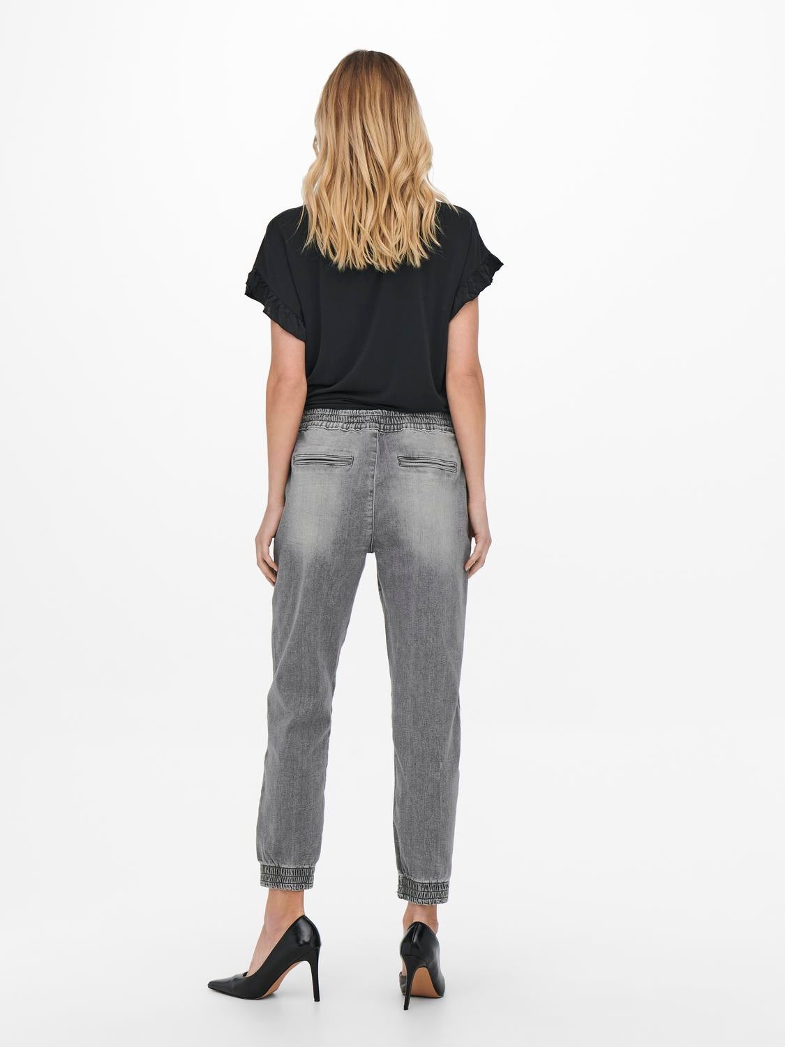 ONLKELDA Mittlere Taille Karotte Jeans Light Grey Denim