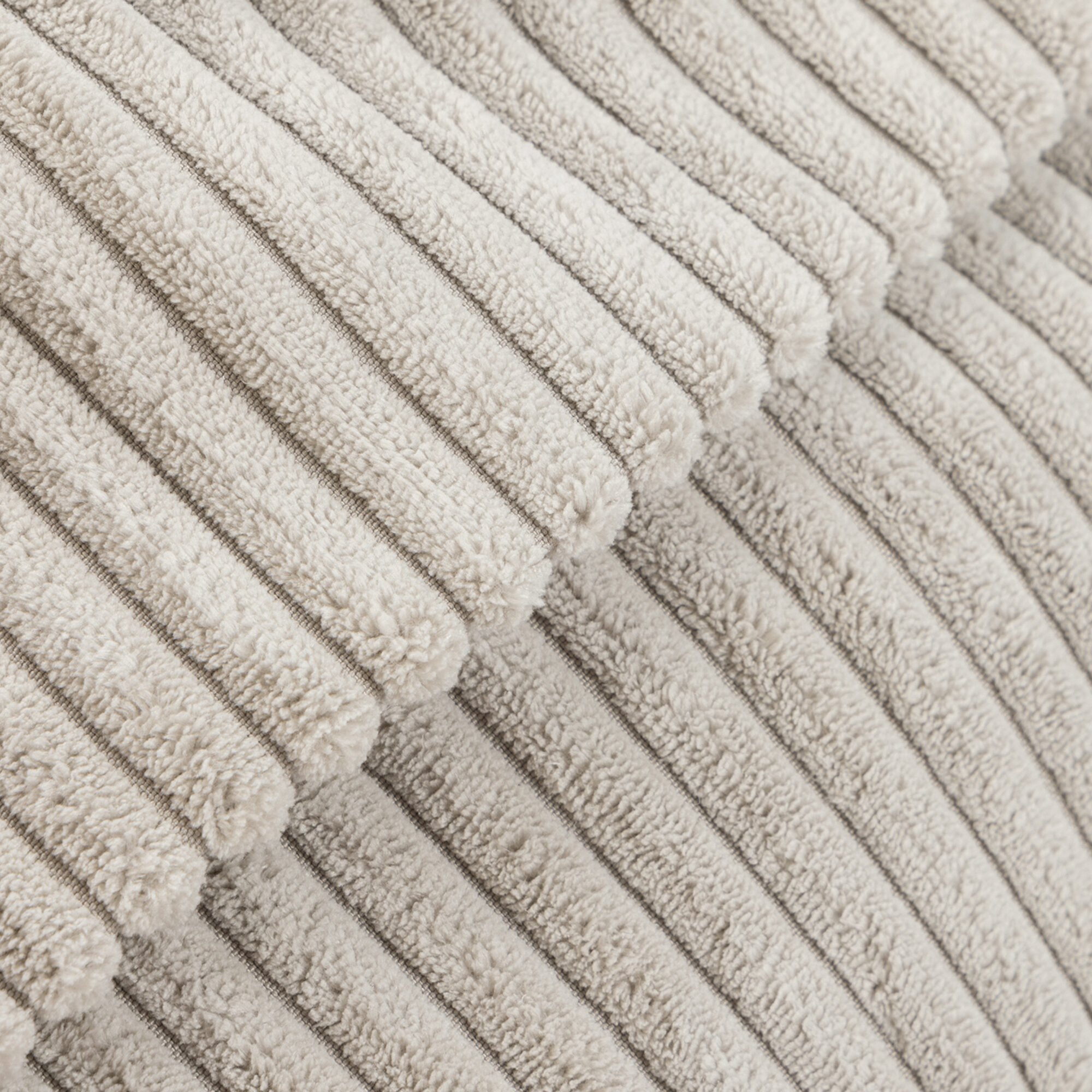 Designed by Lotte Ribbed Kattenmand