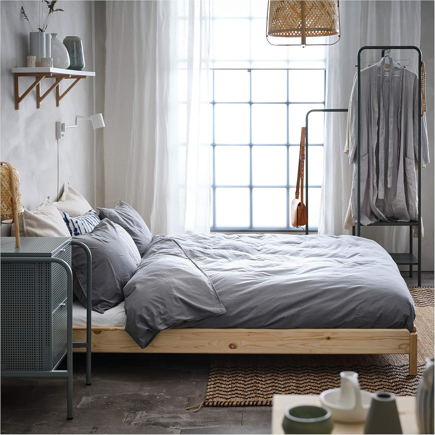 UTÅKER Stapelbett mit 2 Matratzen, 80x200 cm, Kiefer/Åfjäll mittelfest