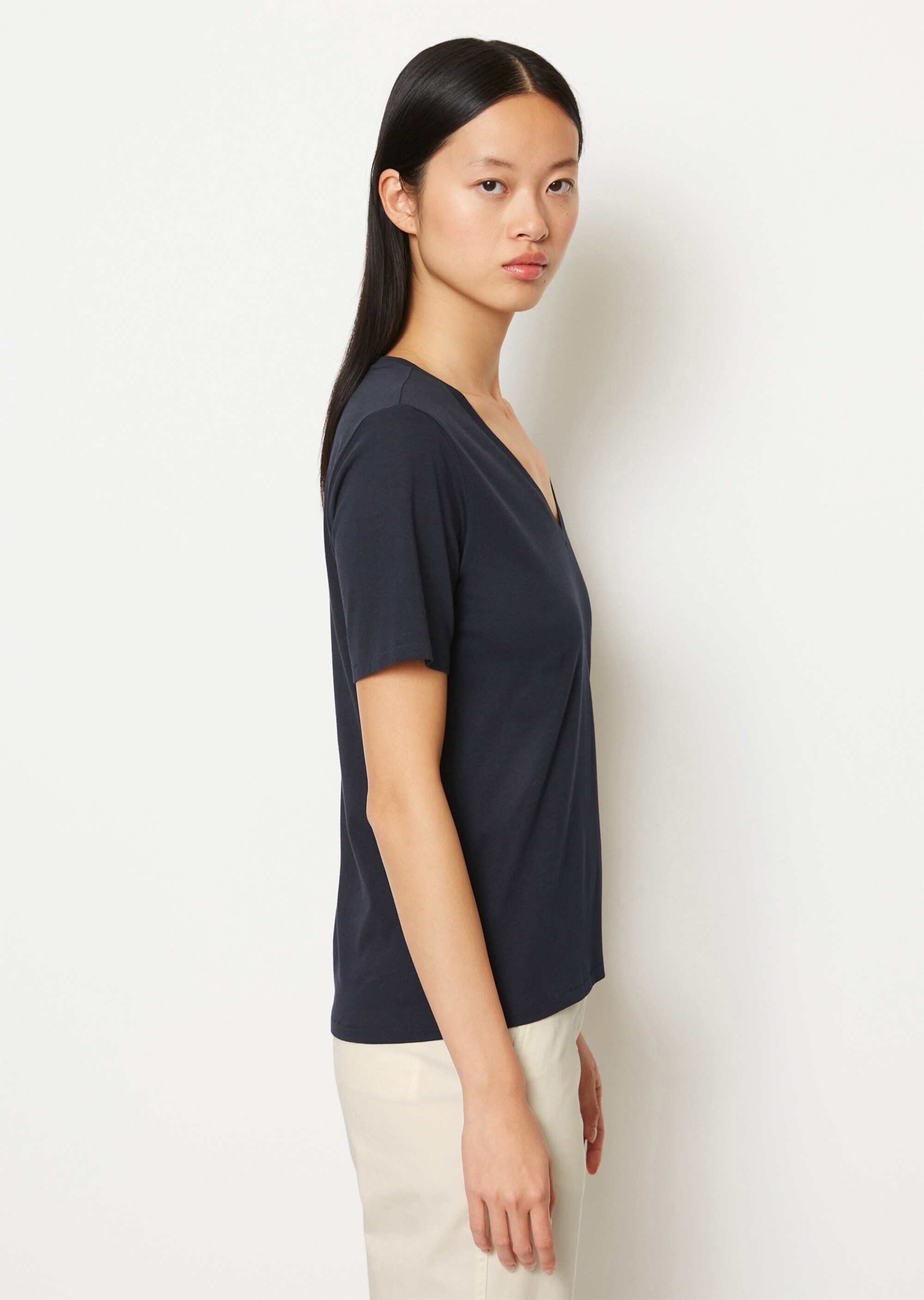 V-Neck-T-Shirt regular aus Organic Cotton
