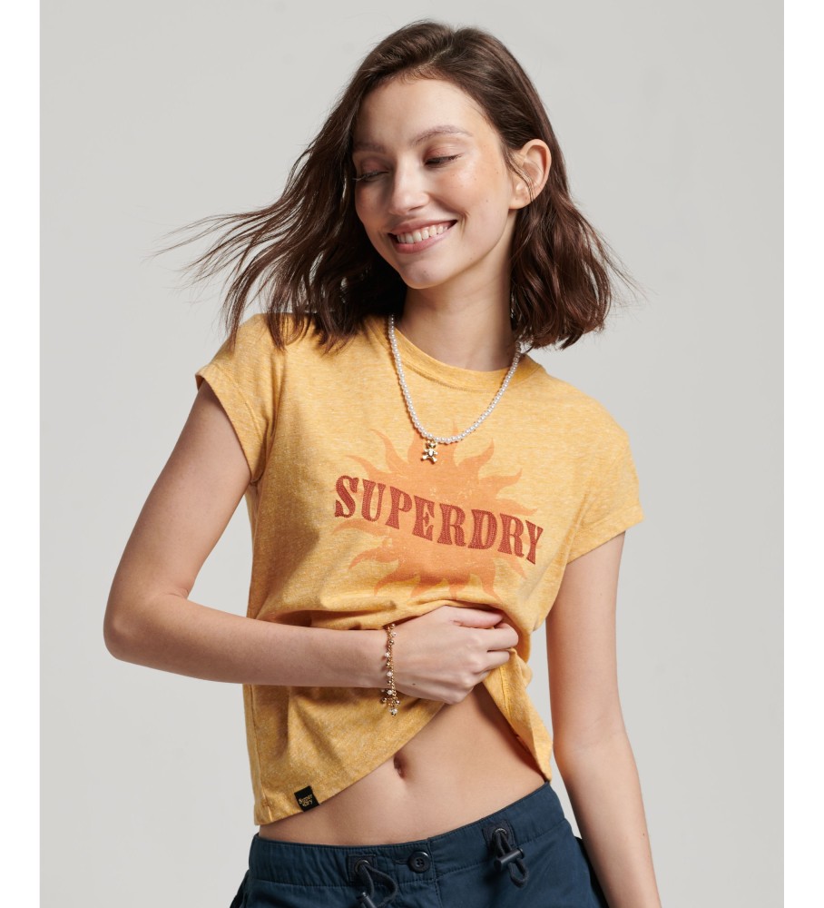 Camiseta Superdry Vintage anos 70 com renda amarela