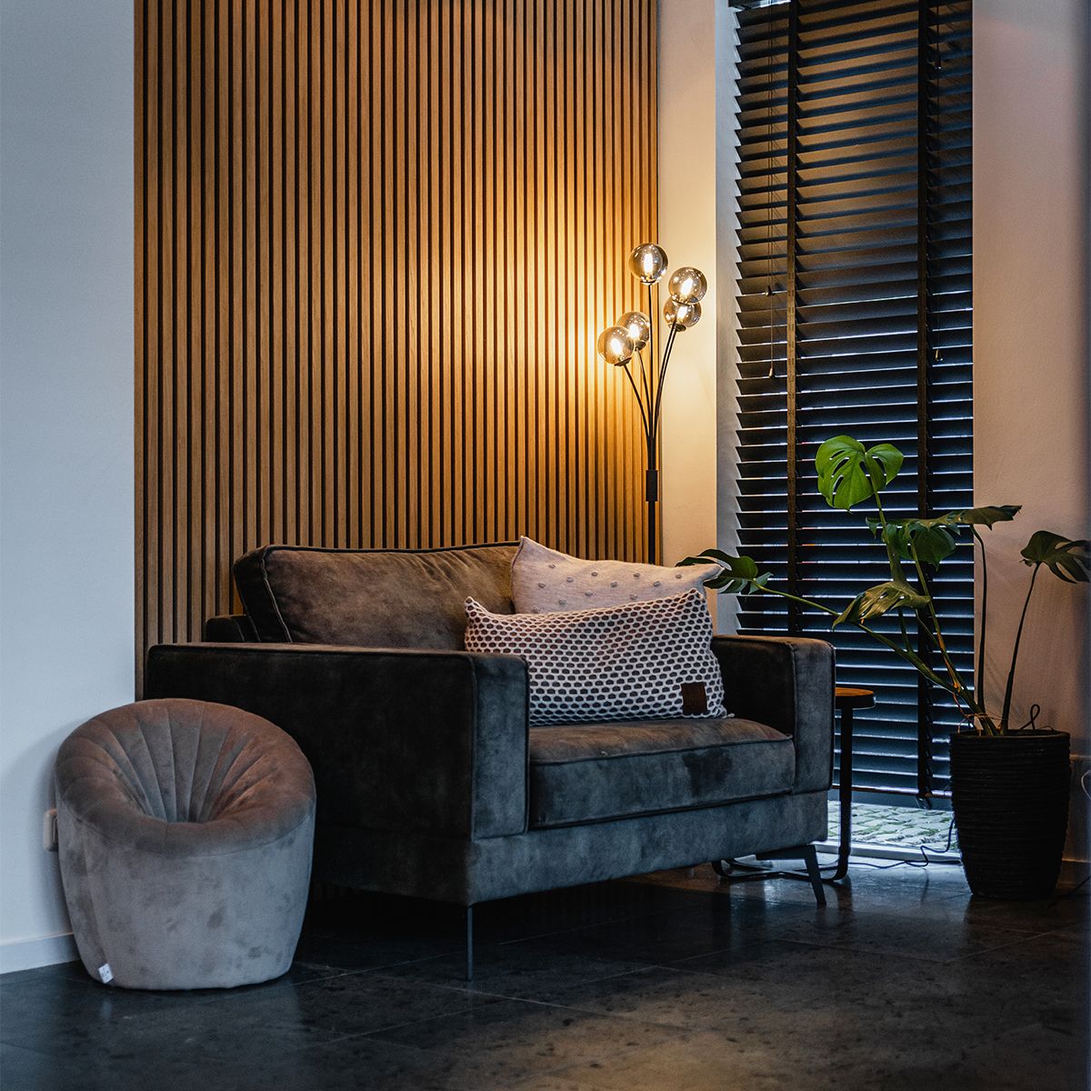Moderne vloerlamp zwart 5-lichts met smoke glas - Athens