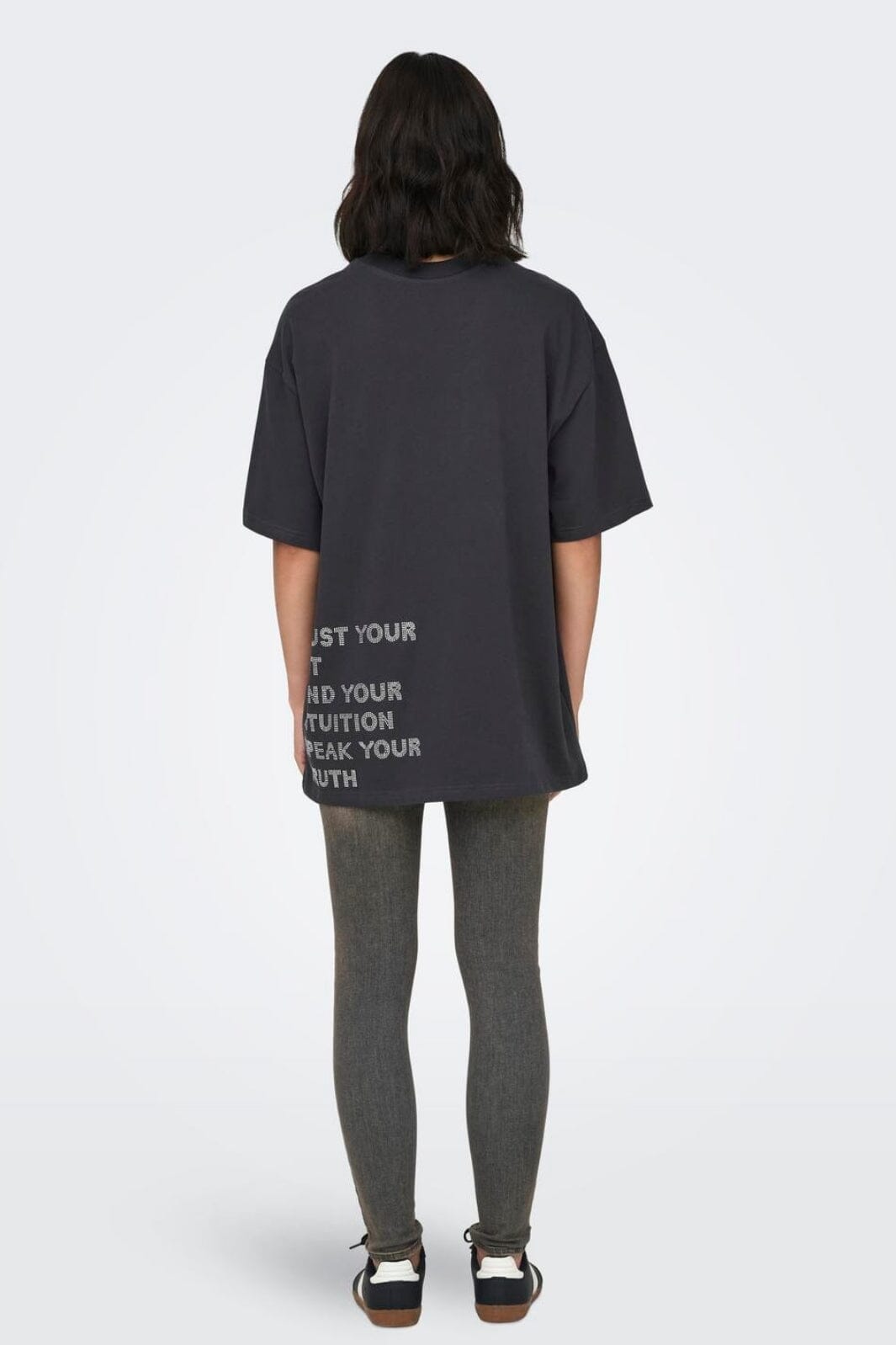 Only Onlriri S/S Stones Top Box 4563680 phantom trust