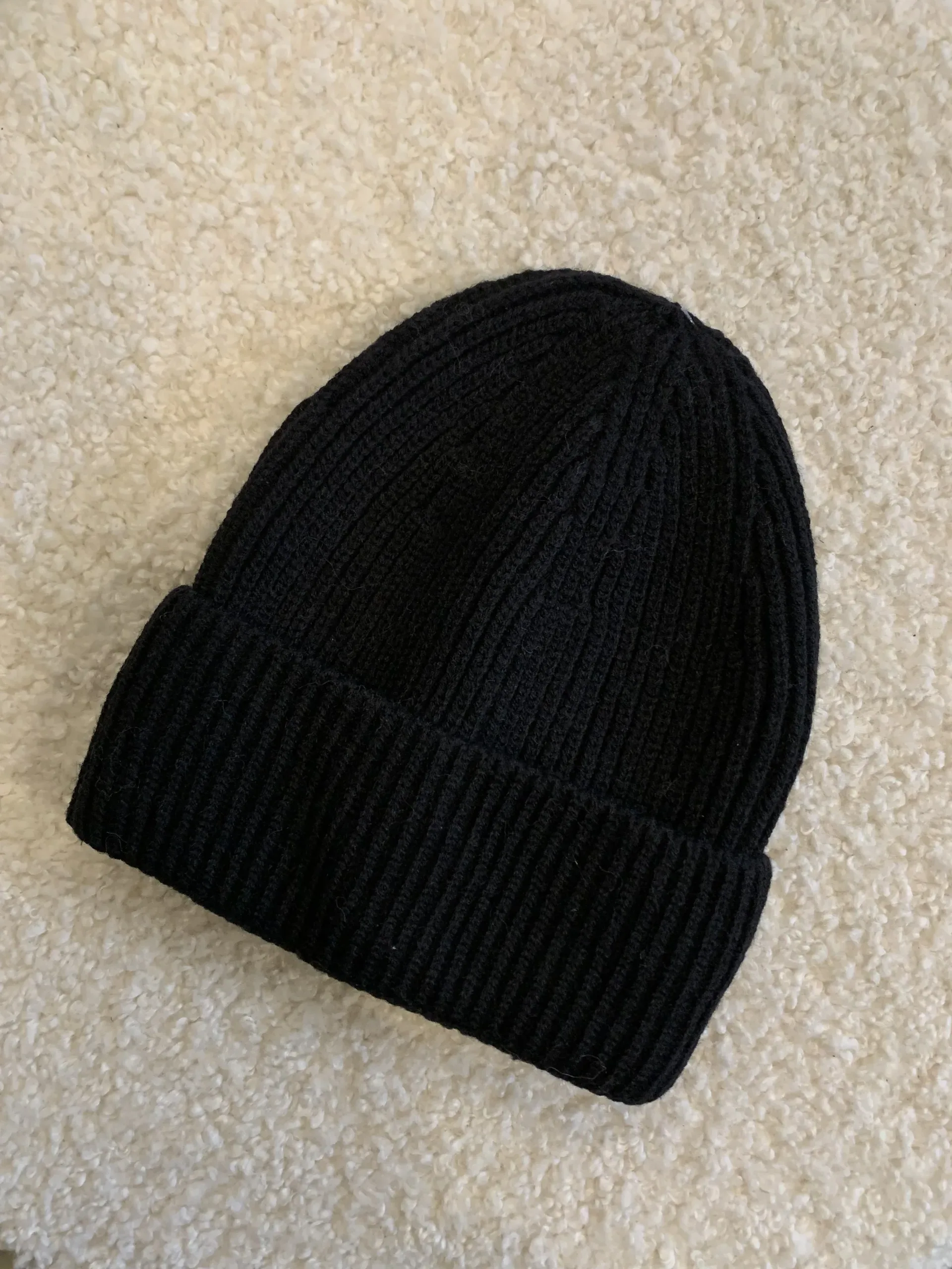 Kyra Muts - Zwart