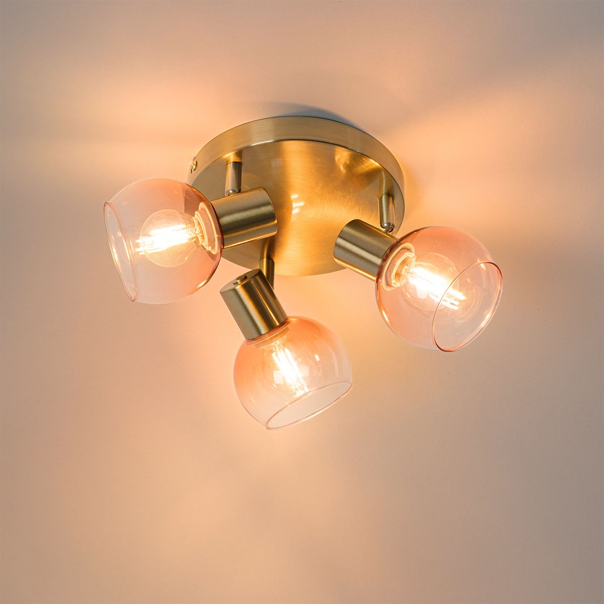 Art Deco plafondspot goud met roze glas 3-lichts - Vidro